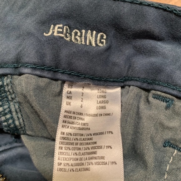 American Eagle Stretch Jeggings - Picture 3 of 3